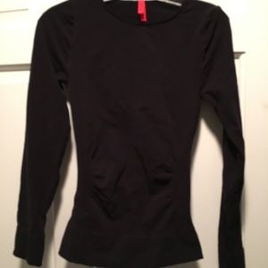 SPANX Sophisticated  Classic Long sleeve Crew
